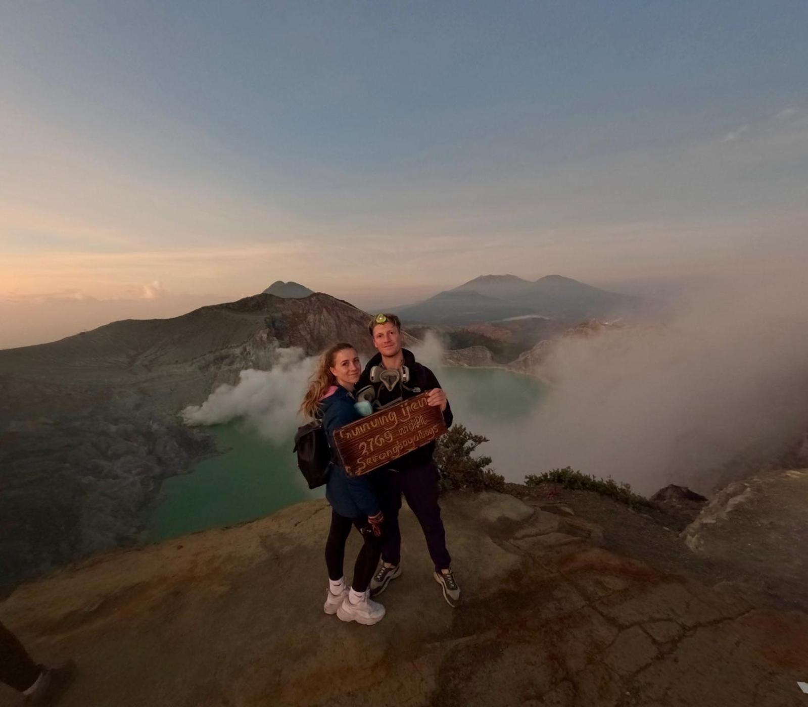 Wangi Homestay Banyuwangi  Bagian luar foto